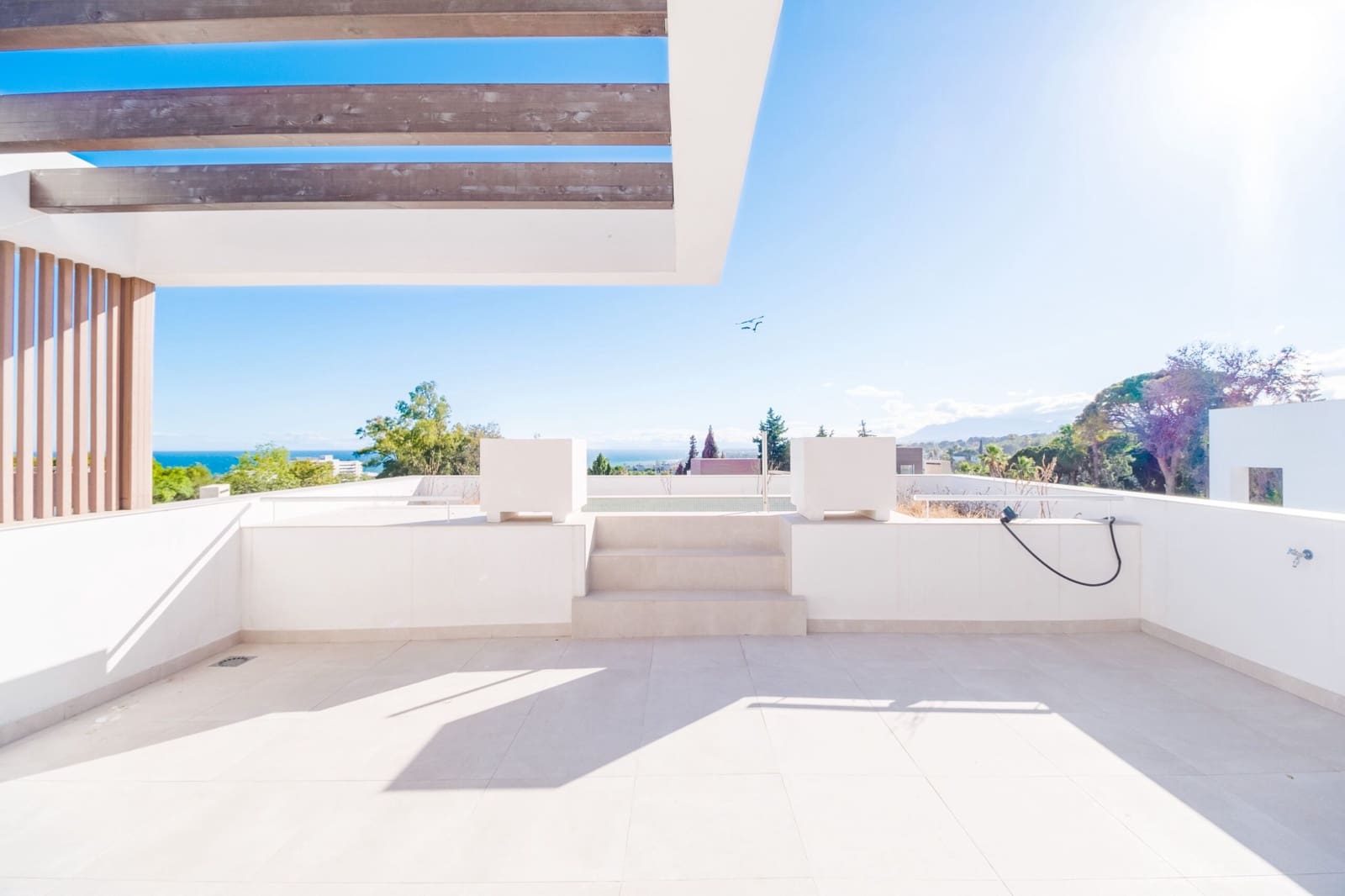 4 bedroom Villa for sale in Golden Mile with pool - € 4,600,000 (Ref: 8384923)