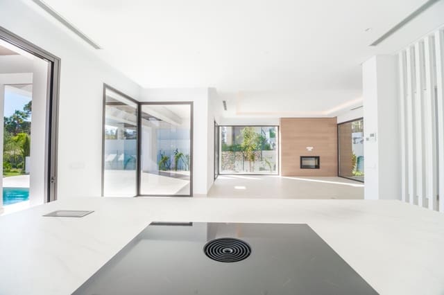 4 soverom Villa til salgs i La Carolina - Guadalpín, Marbella med svømmebasseng - € 4 600 000 (Ref: 8384923)