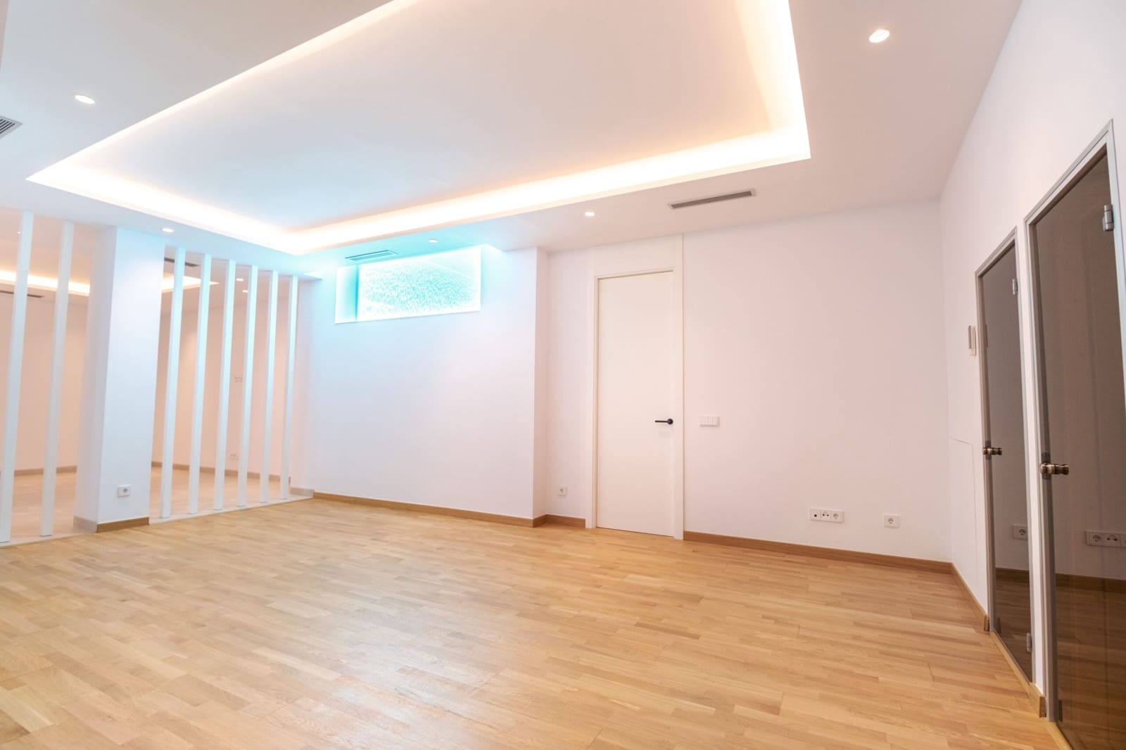 4 bedroom Villa for sale in Golden Mile with pool - € 4,600,000 (Ref: 8384923)