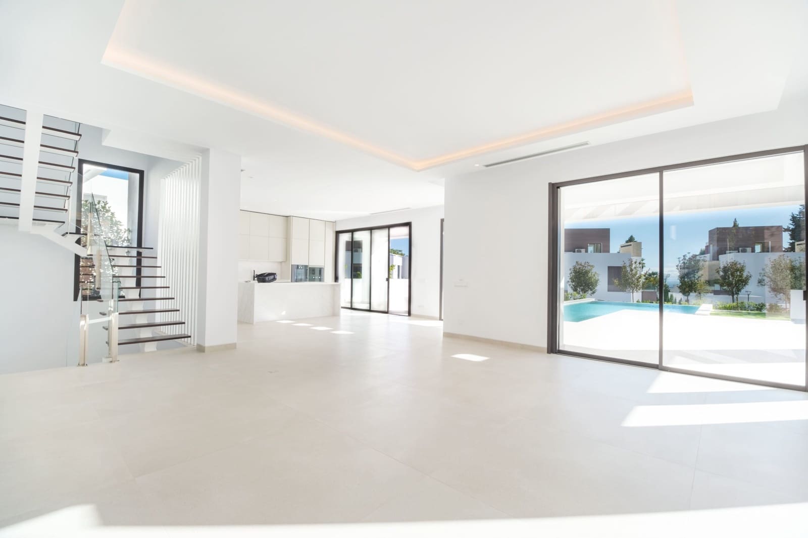 4 sypialnia Willa na sprzedaż w Golden Mile z basenem - 4 600 000 € (Ref: 8384923)