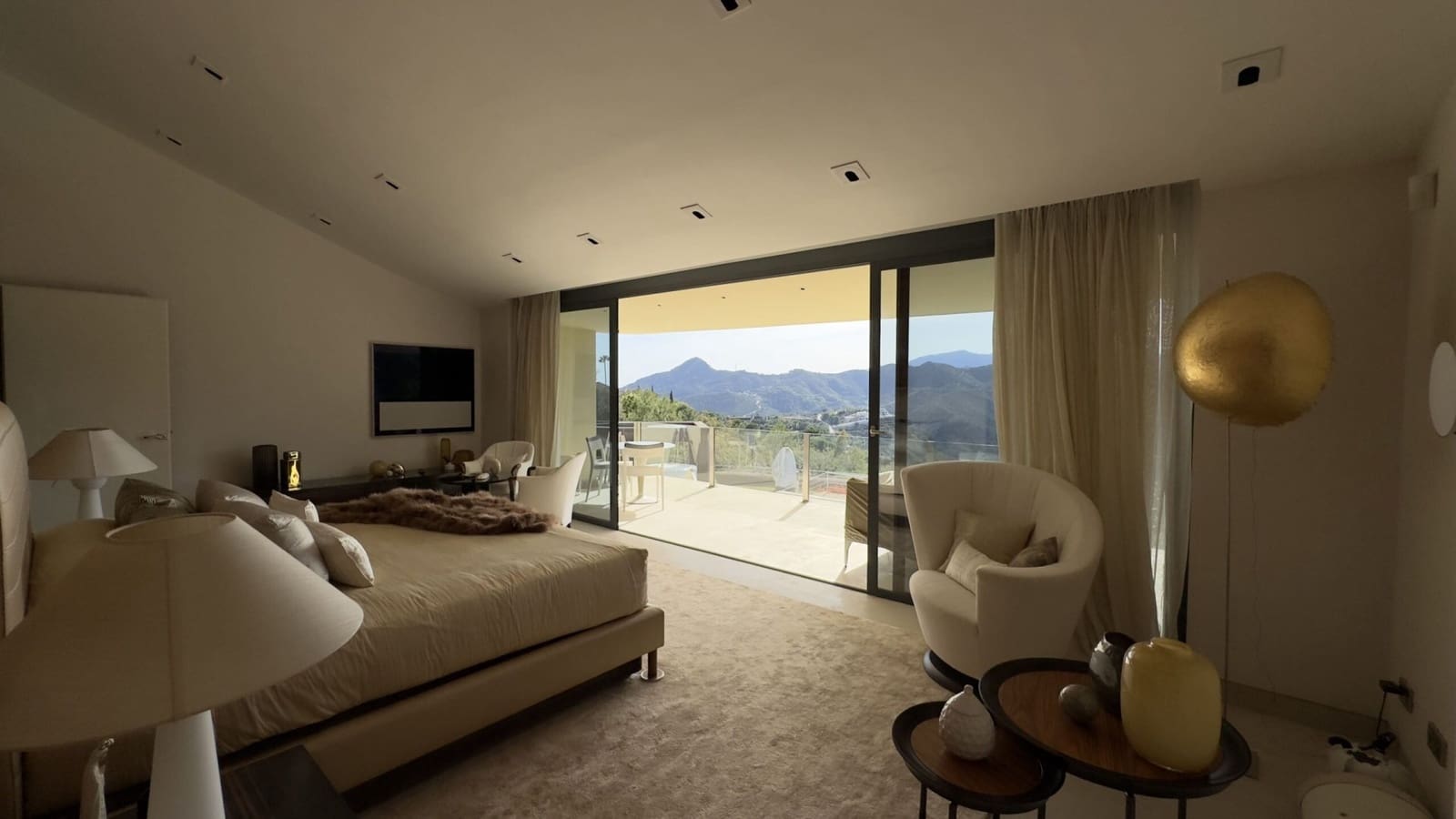 Chalet de 6 habitaciones en La Zagaleta en venta con piscina garaje - 10.450.000 € (Ref: 8421036)