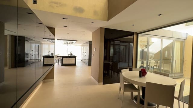 Chalet de 6 habitaciones en La Zagaleta, Benahavís en venta con piscina garaje - 10.450.000 € (Ref: 8421036)