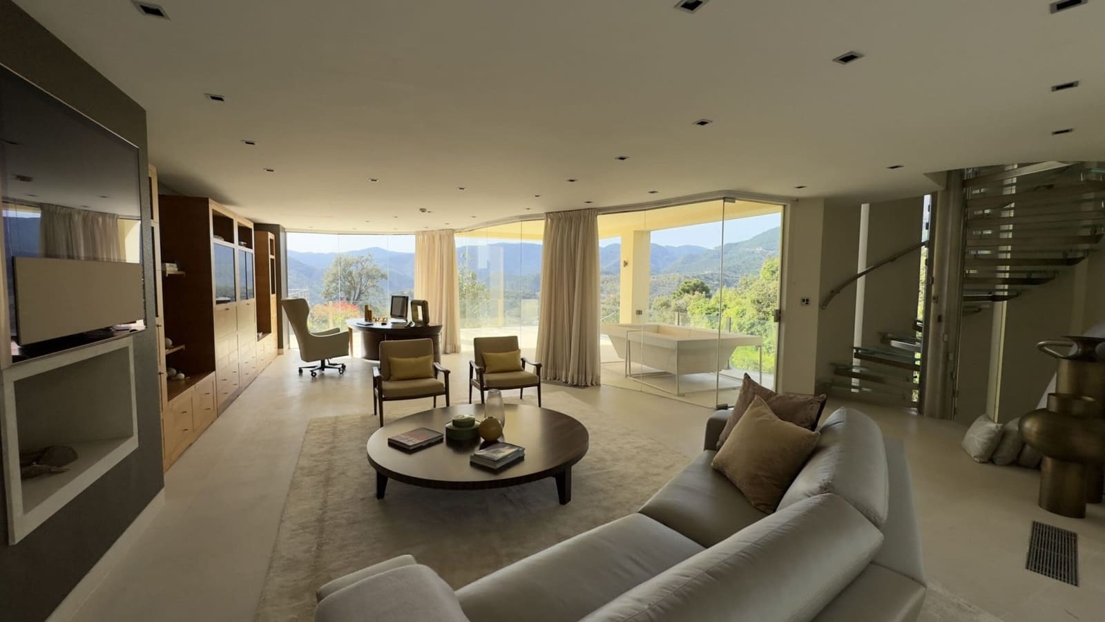 Chalet de 6 habitaciones en La Zagaleta en venta con piscina garaje - 10.450.000 € (Ref: 8421036)