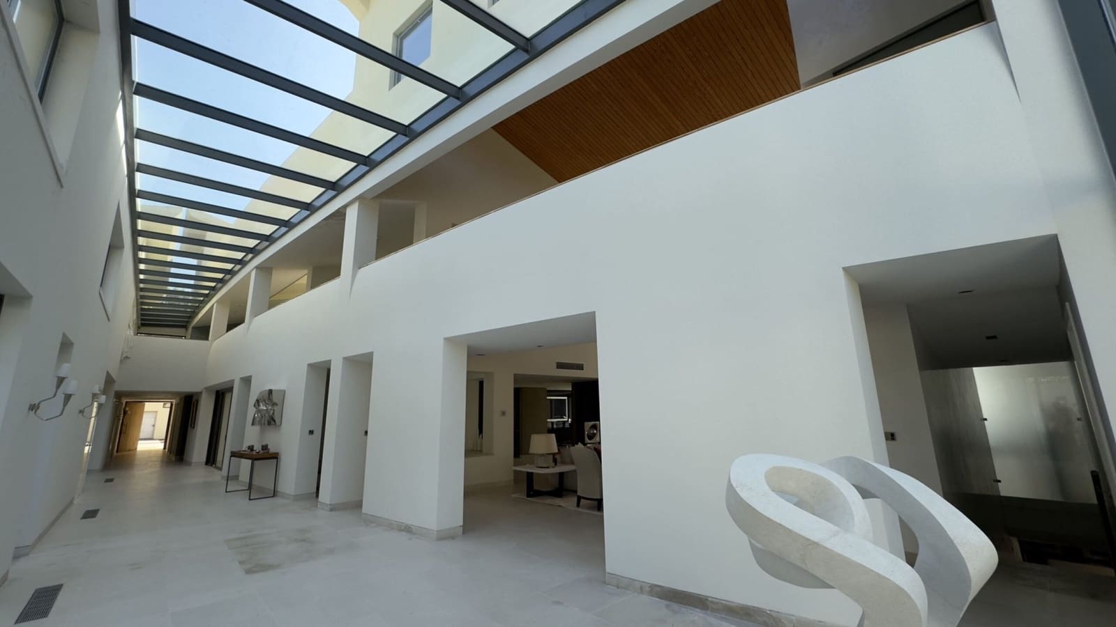 Chalet de 6 habitaciones en La Zagaleta en venta con piscina garaje - 10.450.000 € (Ref: 8421036)