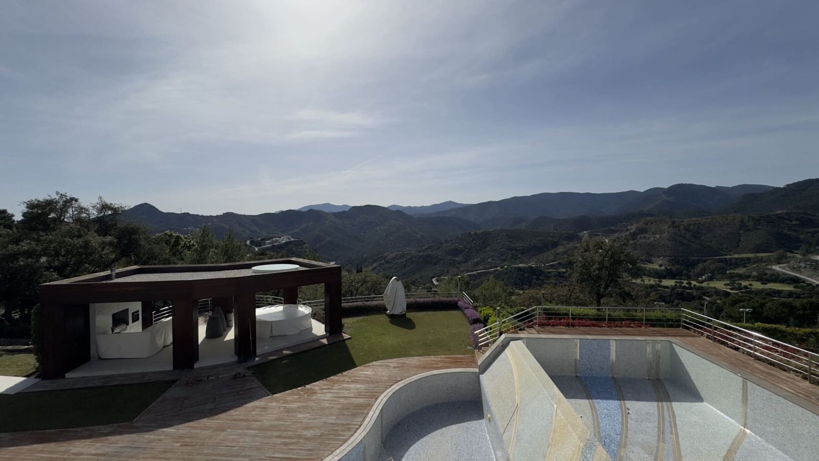 Chalet de 6 habitaciones en La Zagaleta en venta con piscina garaje - 10.450.000 € (Ref: 8421036)