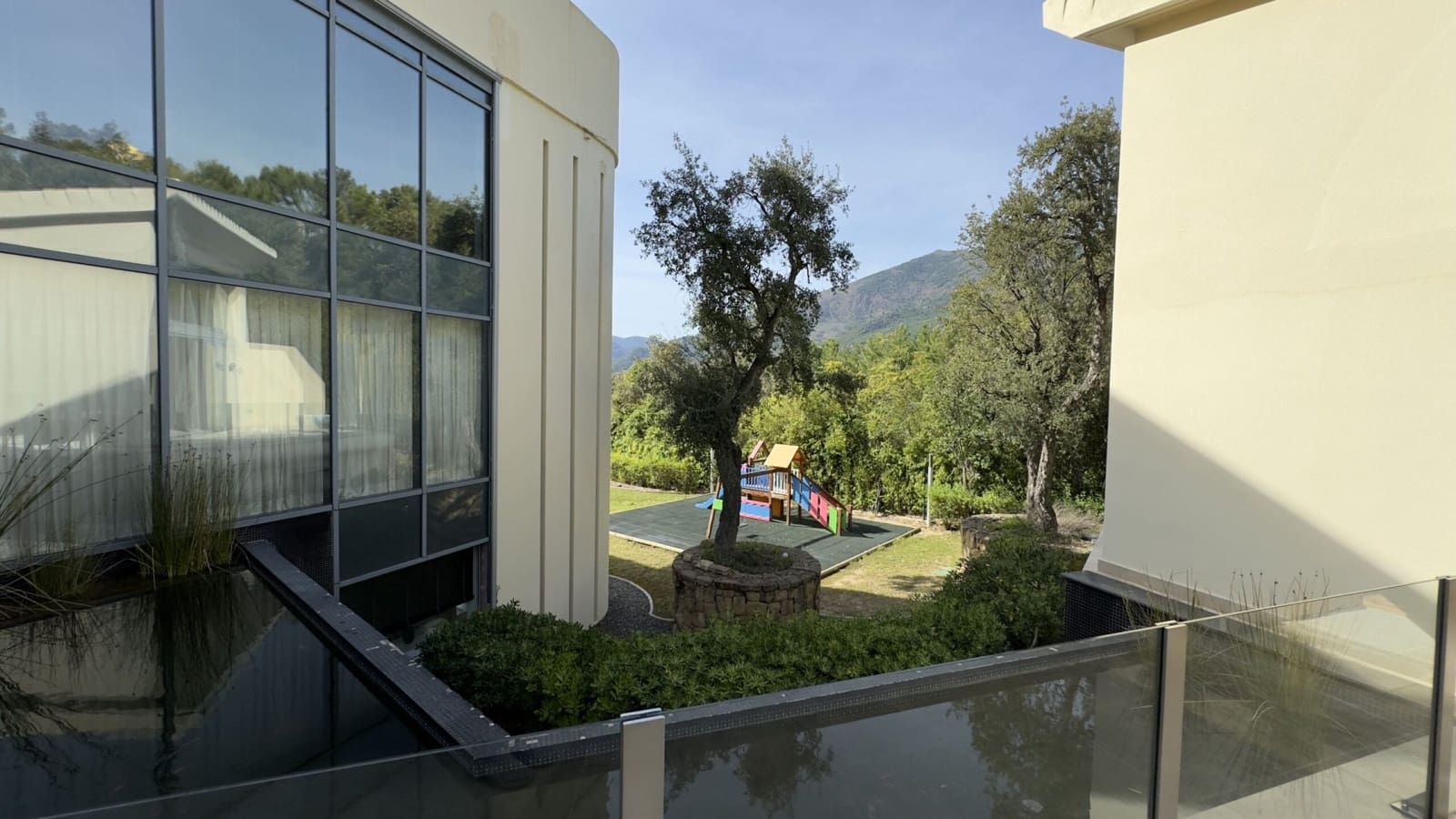 Chalet de 6 habitaciones en La Zagaleta en venta con piscina garaje - 10.450.000 € (Ref: 8421036)