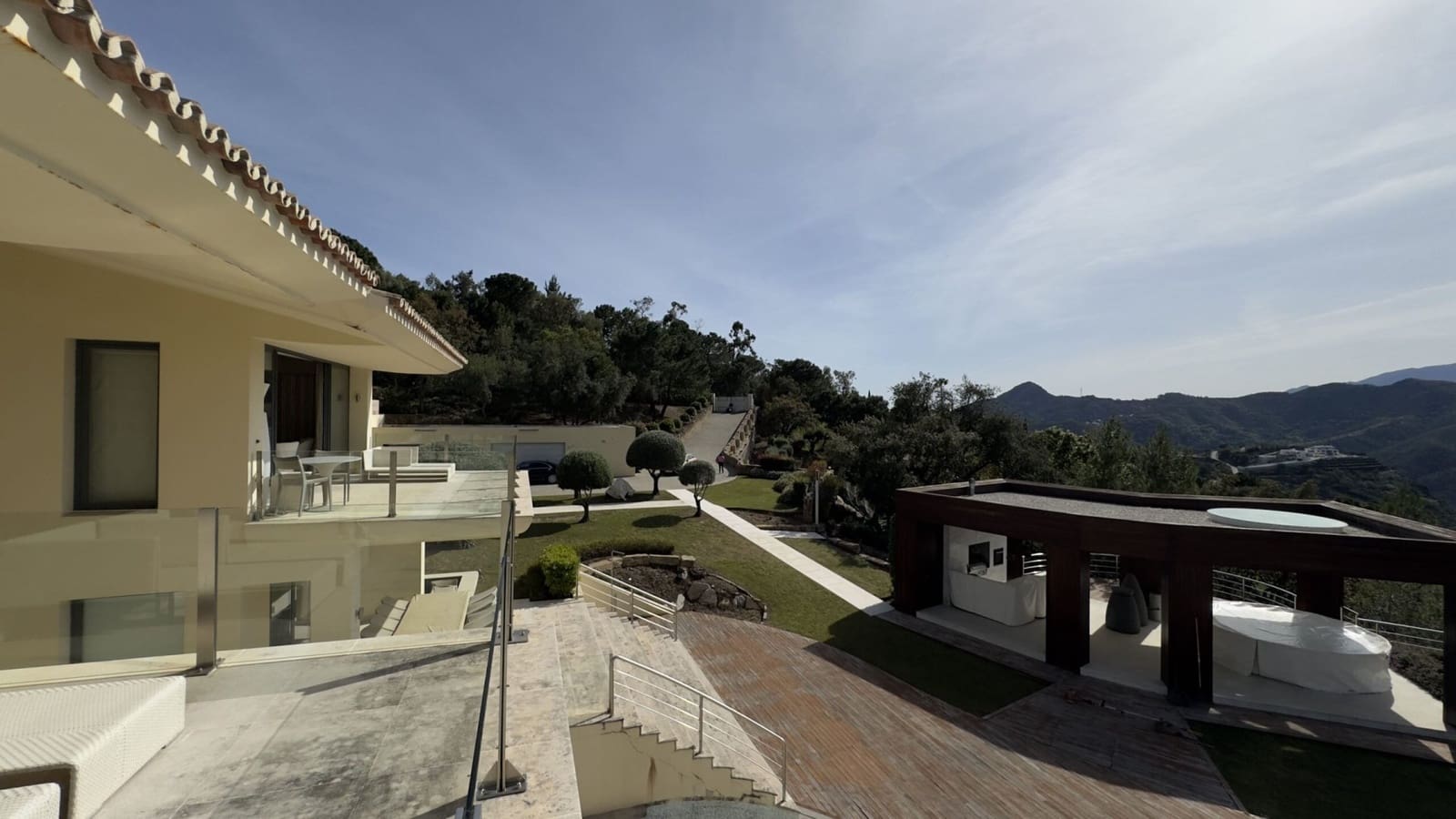 Chalet de 6 habitaciones en La Zagaleta en venta con piscina garaje - 10.450.000 € (Ref: 8421036)