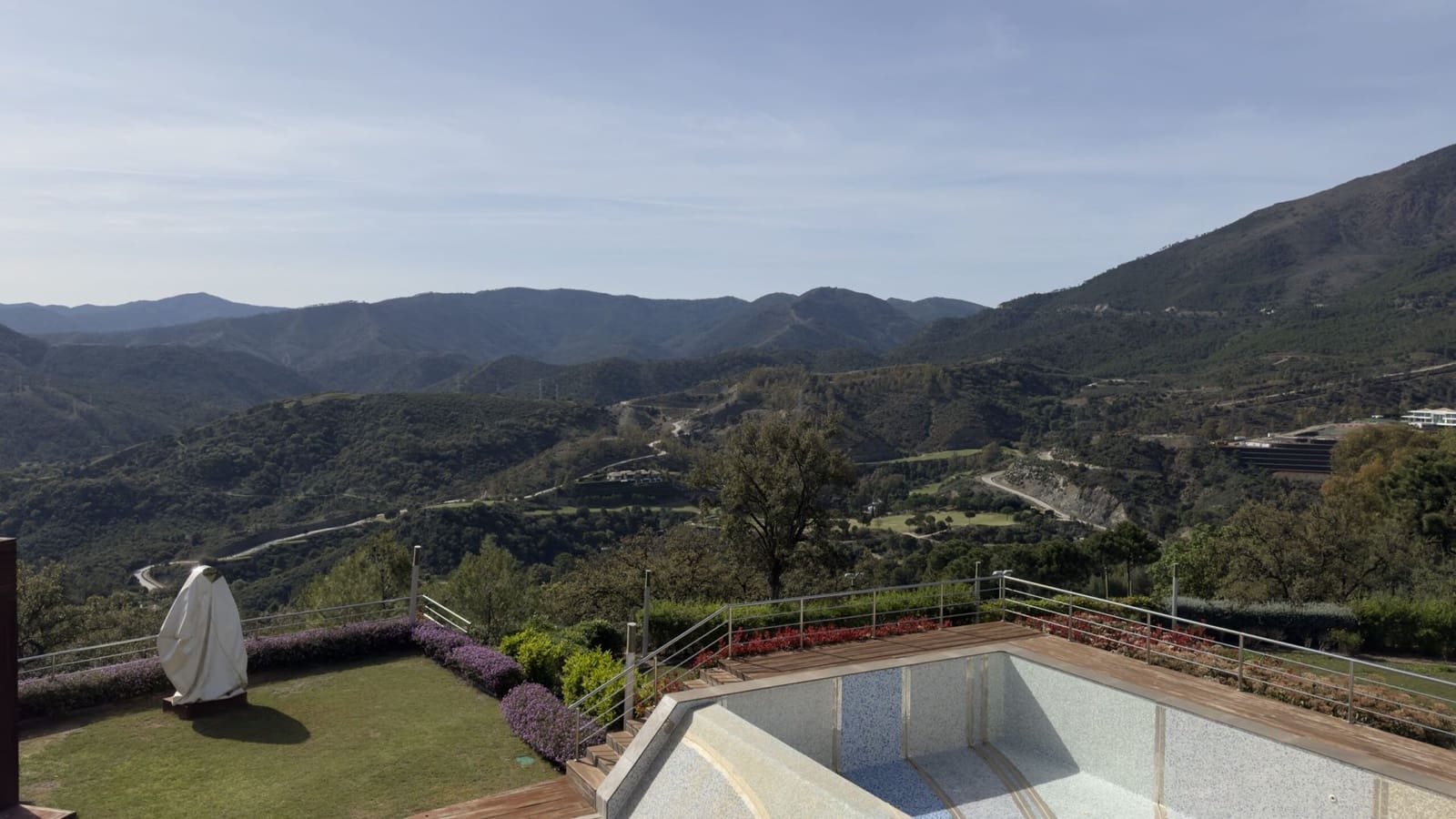 Chalet de 6 habitaciones en La Zagaleta en venta con piscina garaje - 10.450.000 € (Ref: 8421036)