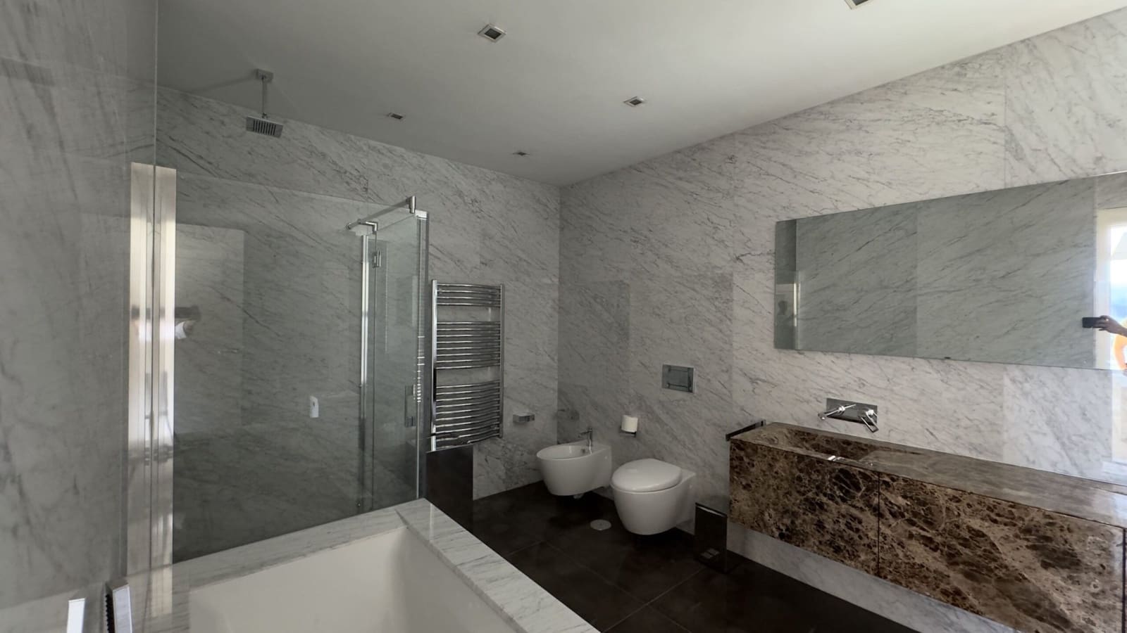 Chalet de 6 habitaciones en La Zagaleta en venta con piscina garaje - 10.450.000 € (Ref: 8421036)