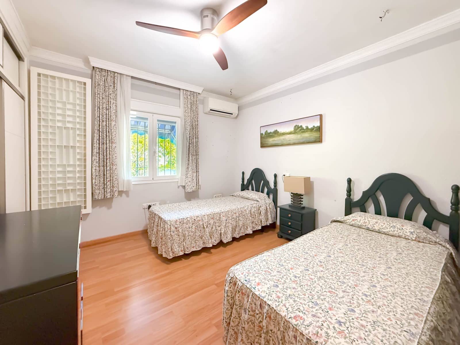 5 soveværelse Villa til salg i Nueva Andalucia med swimmingpool - € 1.050.000 (Ref: 8805821)