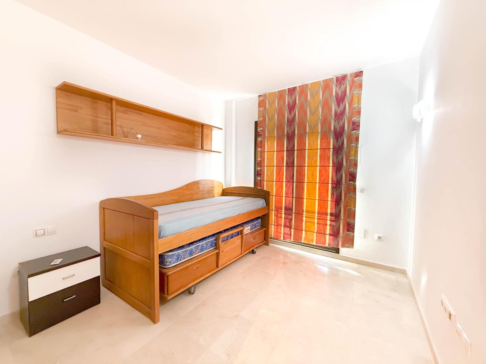 3 bedroom Apartment for sale in Estepona with pool - € 460,000 (Ref: 8848768)