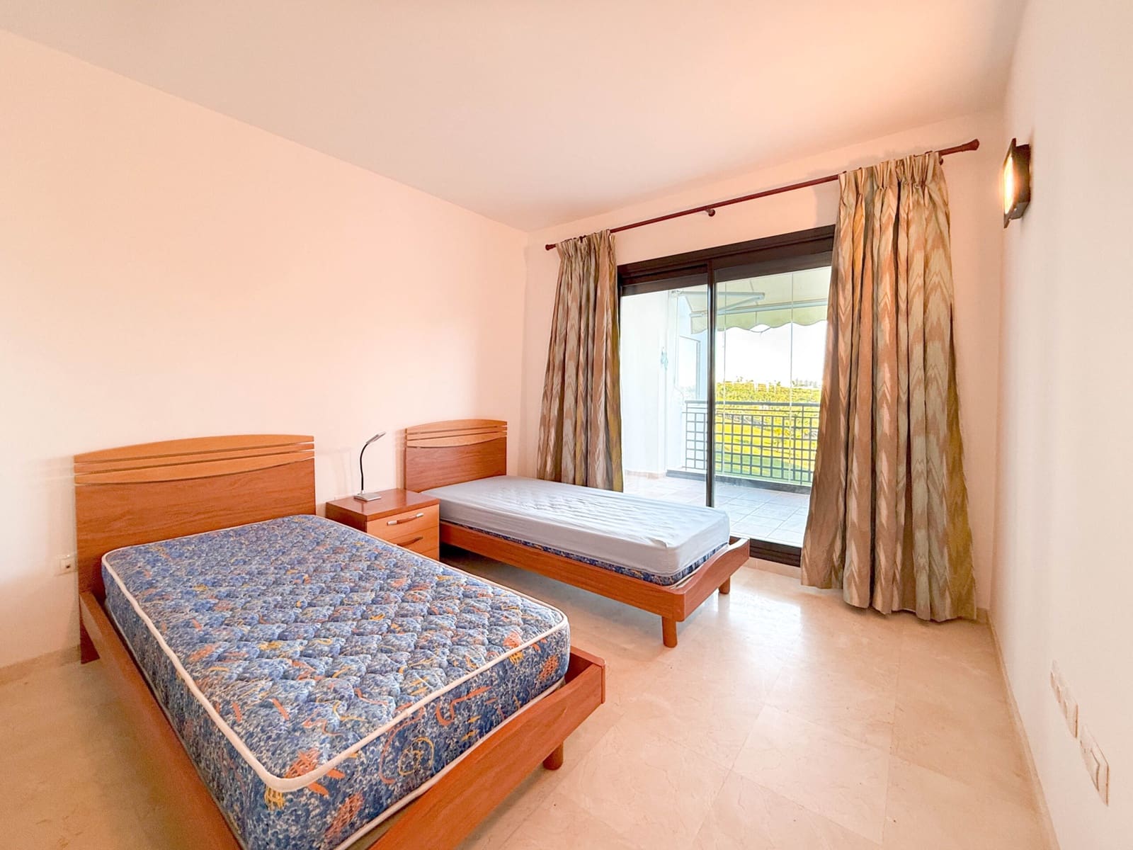 3 bedroom Apartment for sale in Estepona with pool - € 460,000 (Ref: 8848768)