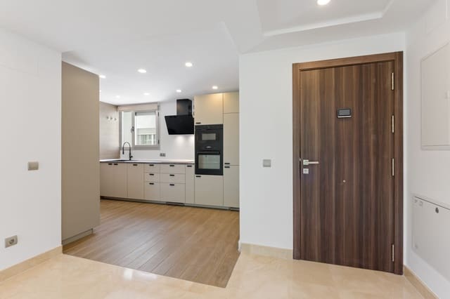 3 makuuhuone Huoneisto myytävänä paikassa Nueva Alcántara, Marbella - 650 000 € (Ref: 9007727)