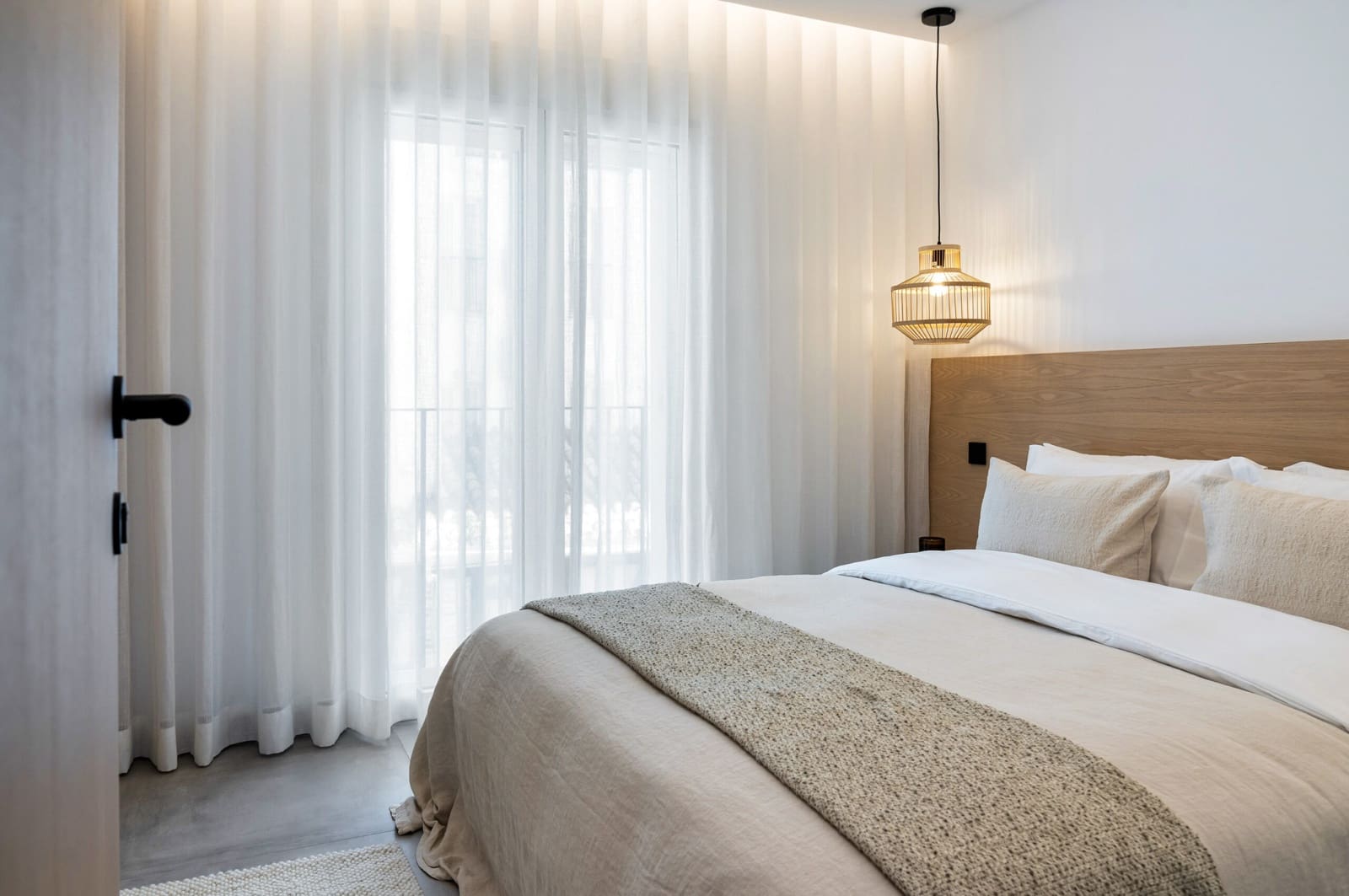Apartamento de 4 habitaciones en Puerto Banus en venta - 3.750.000 € (Ref: 9019832)