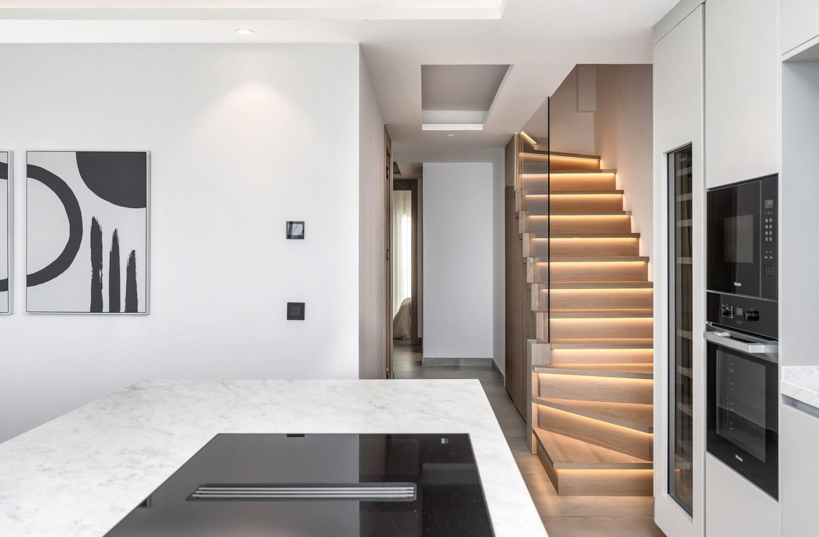 Apartamento de 4 habitaciones en Puerto Banus en venta con garaje - 3.750.000 € (Ref: 9019832)