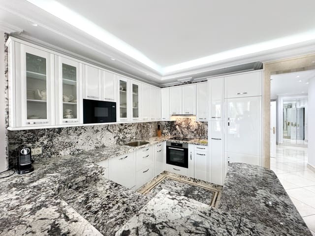 2 camera da letto Appartamento in vendita in Puerto Banus, Marbella con piscina - 2.000.000 € (Rif: 9068514)