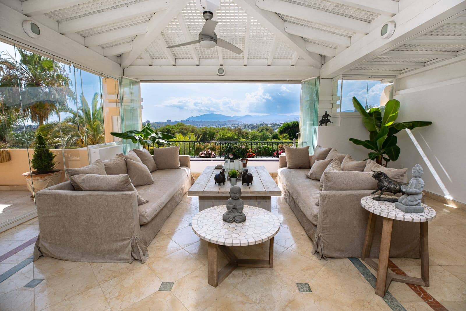 3 sovrum Lägenhet till salu i Marbella med pool - 2 100 000 € (Ref: 9068515)