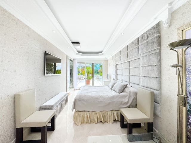 1 chambre Appartement à vendre à Puerto Banus, Marbella avec piscine - 1 500 000 € (Ref: 9068516)