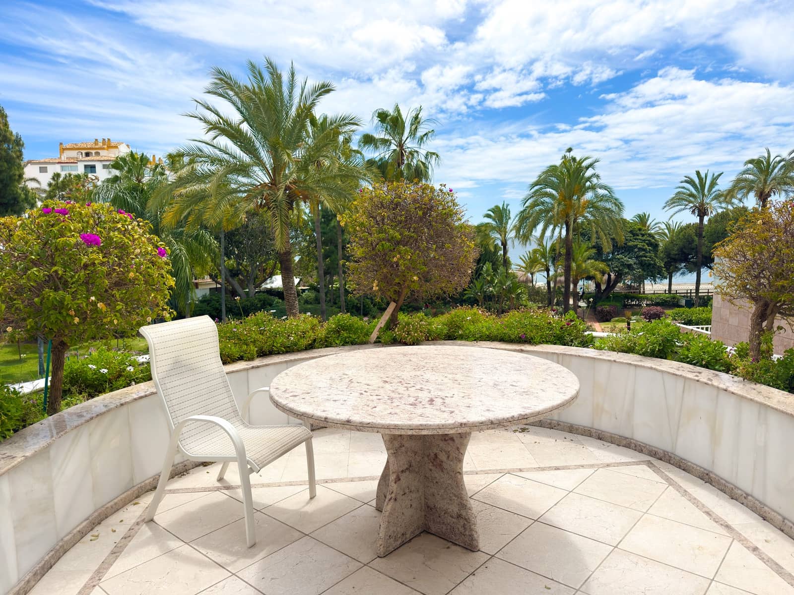 1 slaapkamer Appartement te koop in Puerto Banus met zwembad - € 1.500.000 (Ref: 9068516)