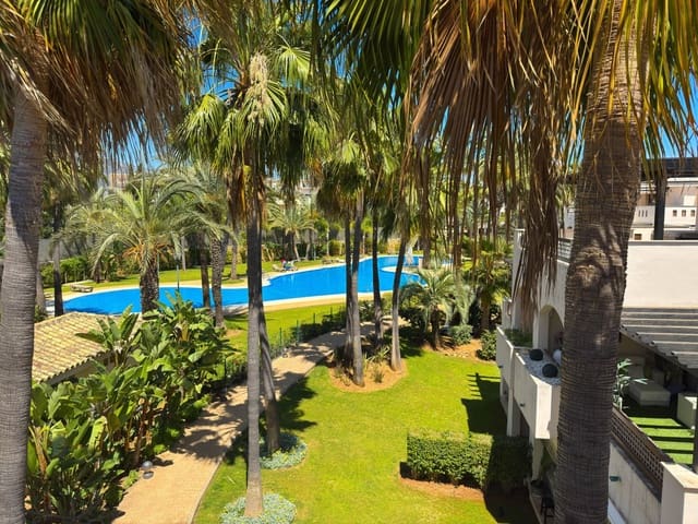 2 slaapkamer Appartement te koop in Nueva Andalucía Centro, Marbella met zwembad garage - € 970.000 (Ref: 9073139)