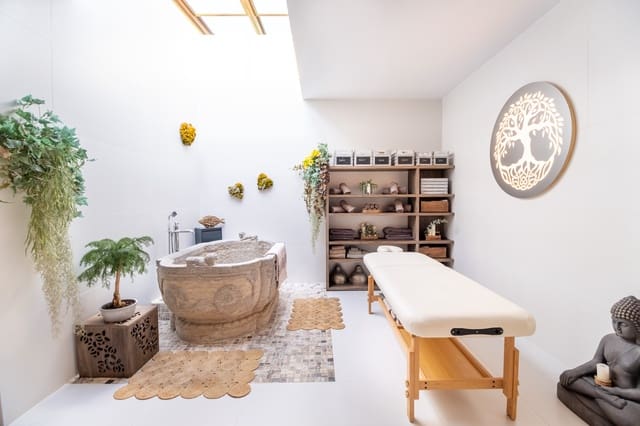 5 sypialnia Willa na sprzedaż w La Quinta, Benahavís z basenem - 3 950 000 € (Ref: 9111842)