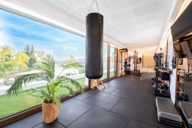5 sypialnia Willa na sprzedaż w La Quinta, Benahavís z basenem - 3 950 000 € (Ref: 9111842)