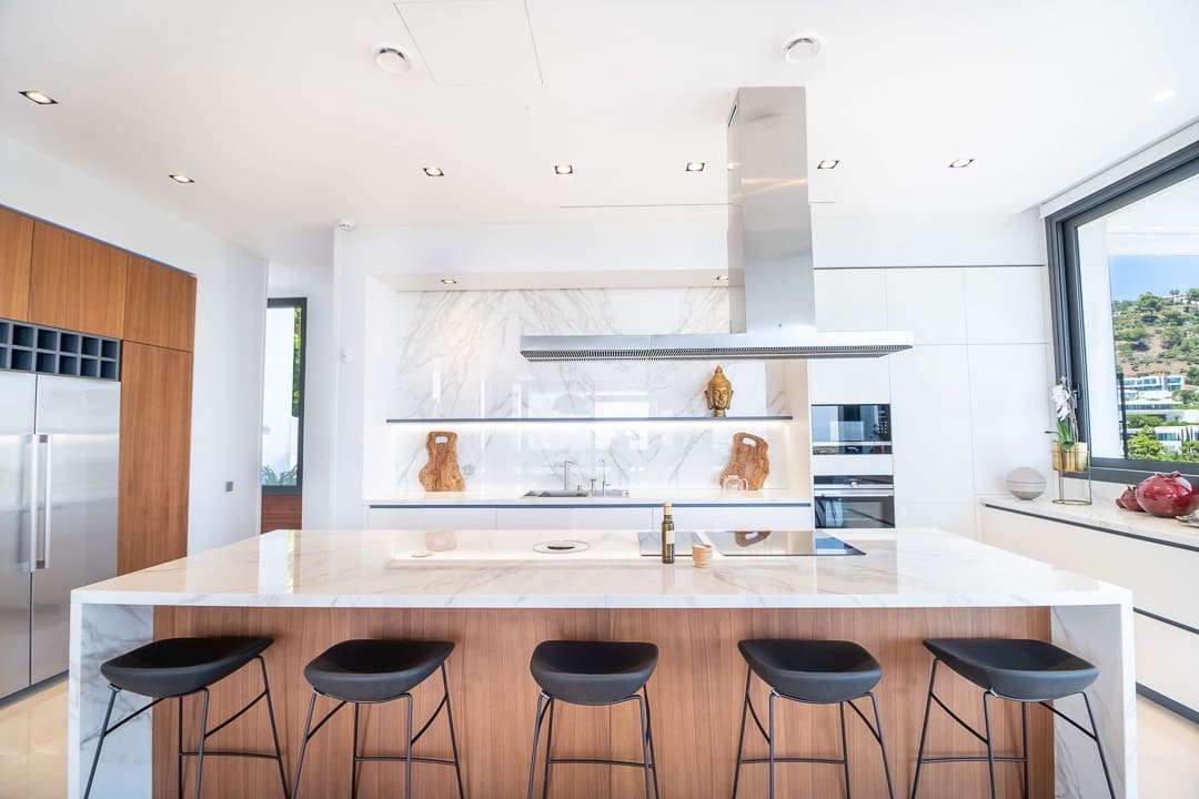 12 slaapkamer Villa te koop in Benahavis met zwembad - € 14.985.000 (Ref: 9148840)