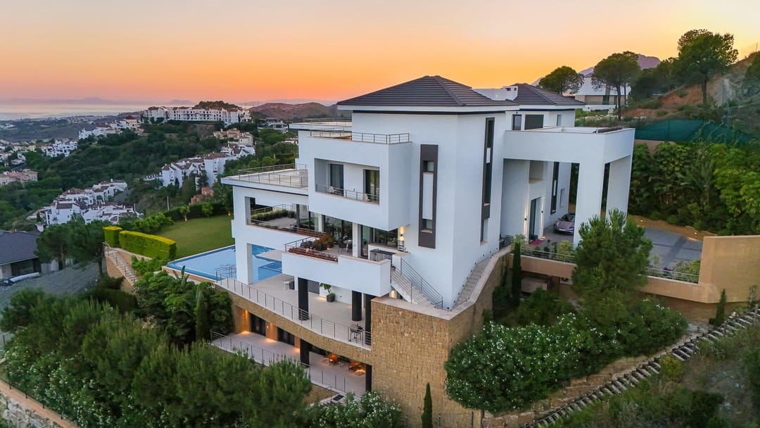 12 soverom Villa til salgs i Benahavis med svømmebasseng - € 14 985 000 (Ref: 9148840)