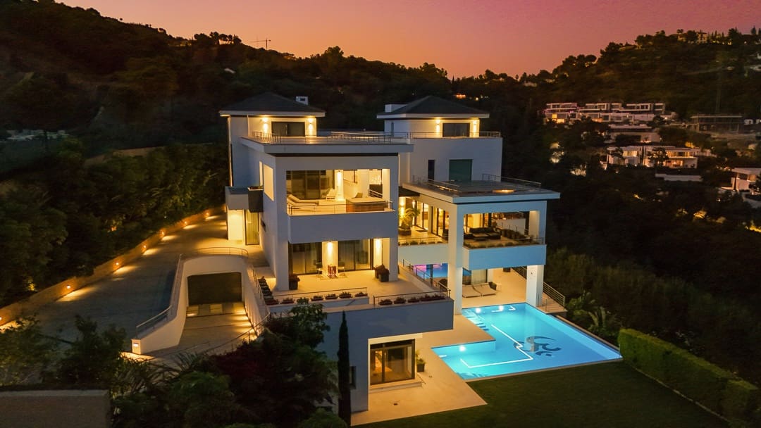 12 soverom Villa til salgs i Benahavis med svømmebasseng - € 14 985 000 (Ref: 9148840)