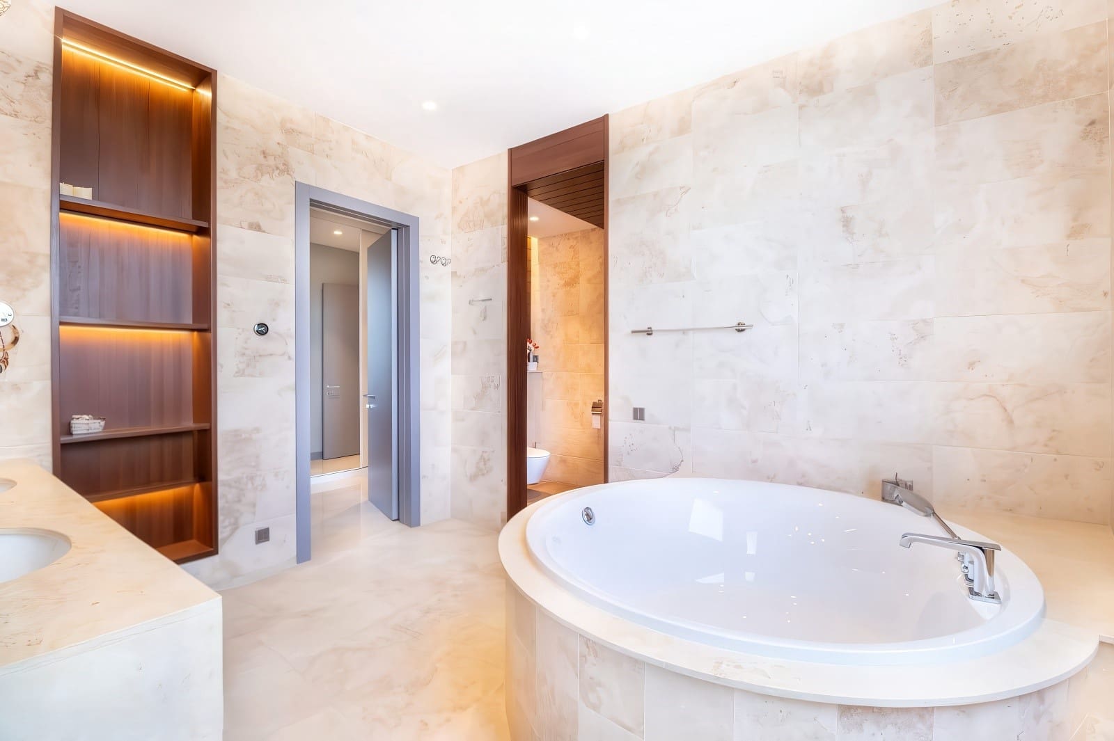 12 soverom Villa til salgs i Benahavis med svømmebasseng - € 14 985 000 (Ref: 9148840)