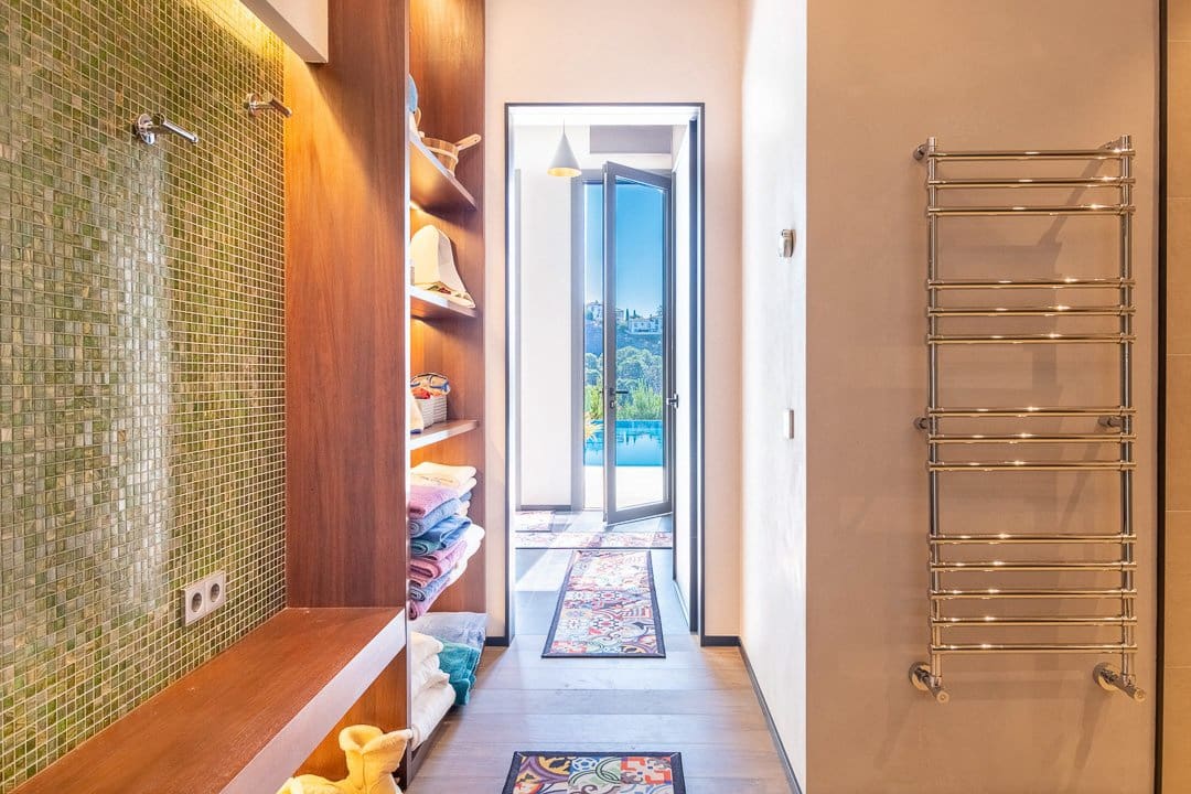 12 bedroom Villa for sale in Benahavis with pool garage - € 14,985,000 (Ref: 9148840)