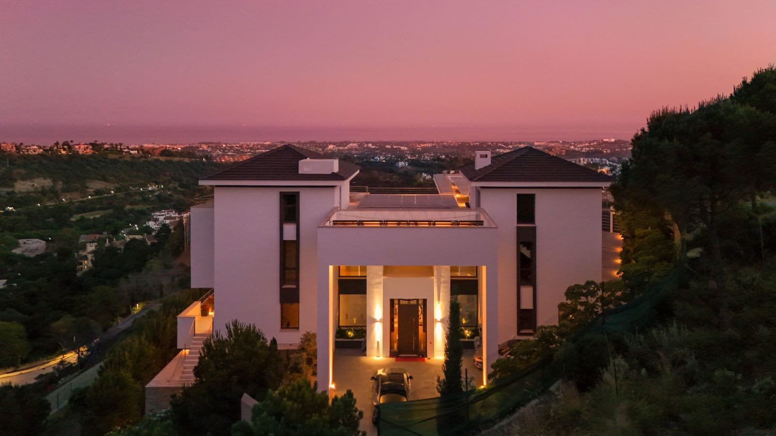 12 bedroom Villa for sale in Benahavis with pool garage - € 14,985,000 (Ref: 9148840)