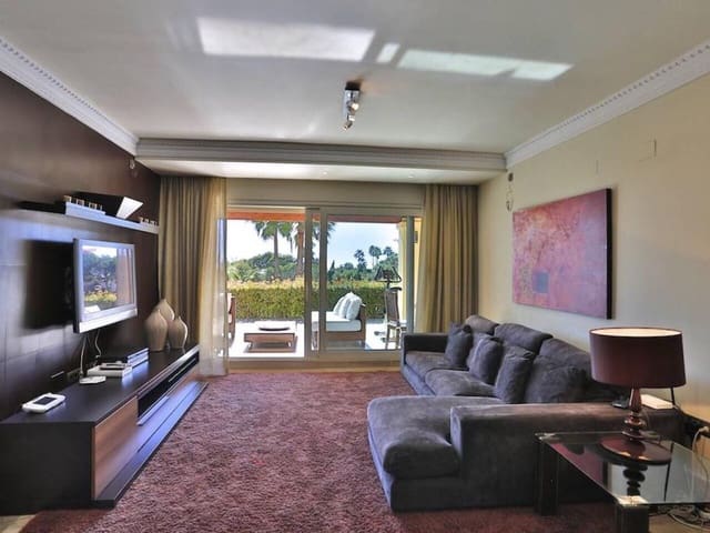 3 soveværelse Lejlighed til salg i Sierra Blanca, Marbella med swimmingpool - € 1.300.000 (Ref: 9159254)