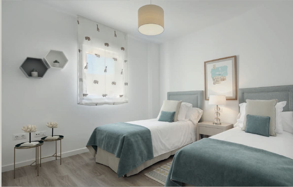 2 bedroom Apartment for sale in Nueva Andalucia with pool - € 495,000 (Ref: 9334383)