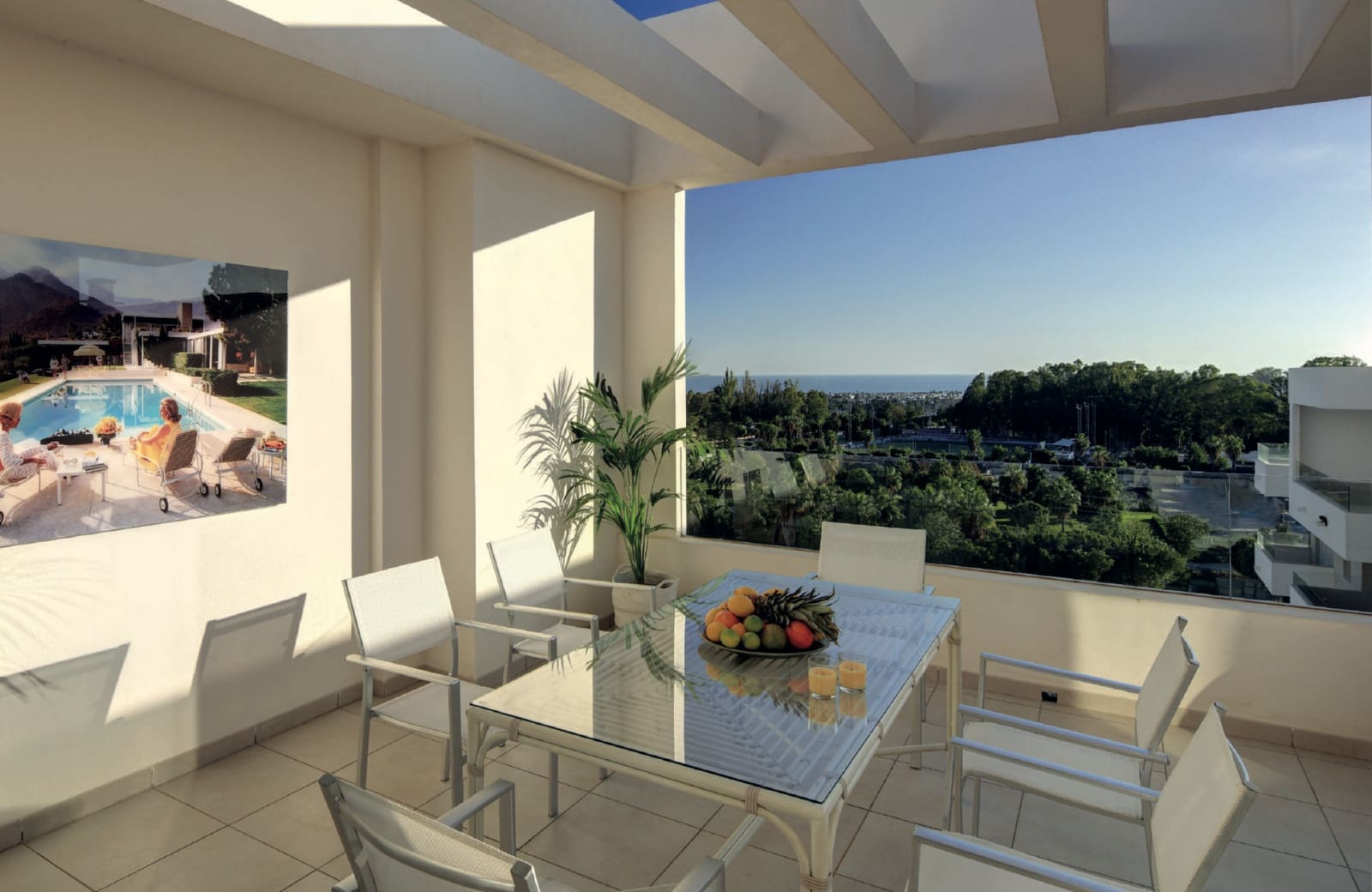 2 bedroom Apartment for sale in Nueva Andalucia with pool - € 495,000 (Ref: 9334383)