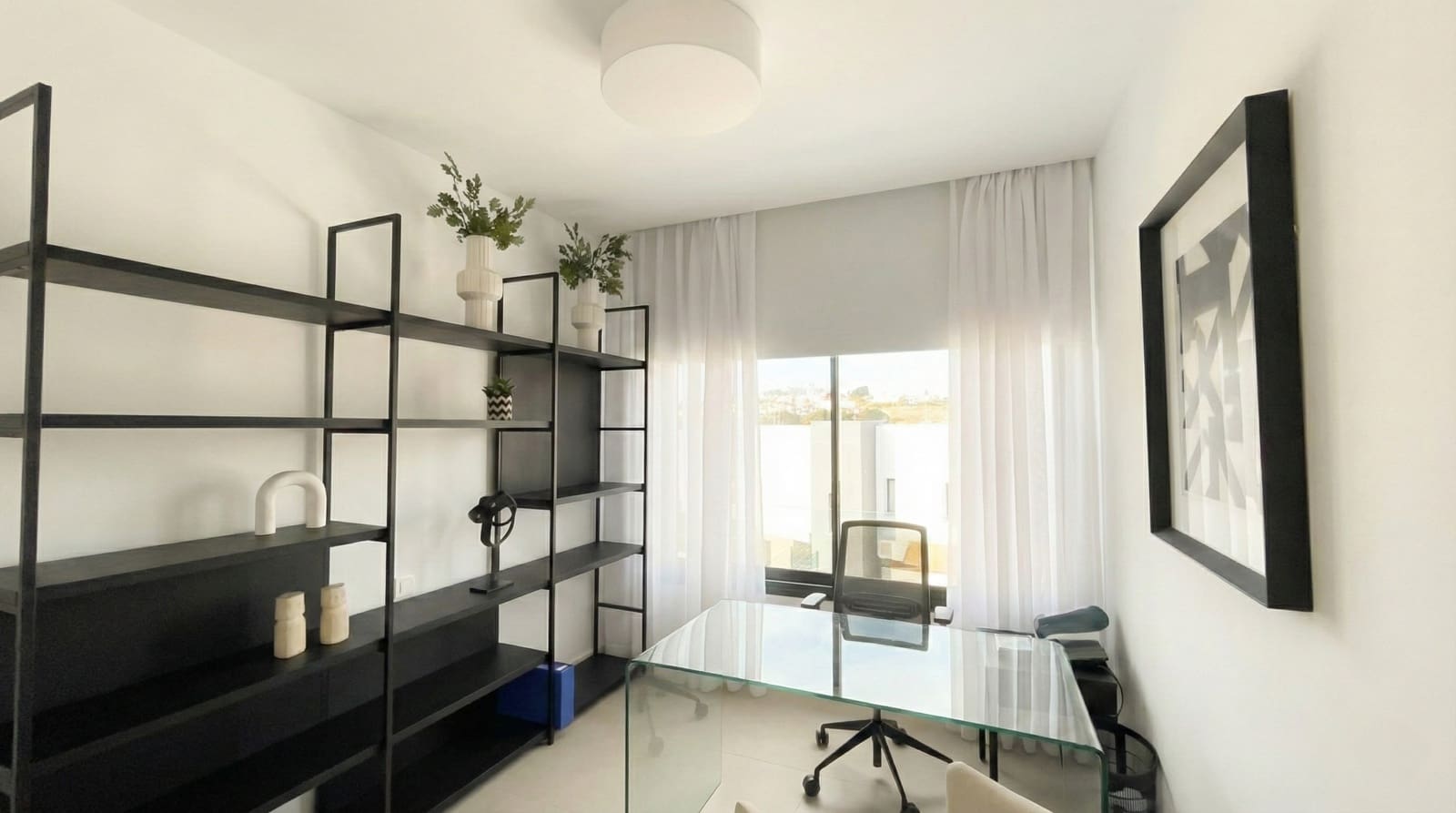 3 sypialnia Dom na sprzedaż w El Paraiso z basenem - 950 000 € (Ref: 9473825)