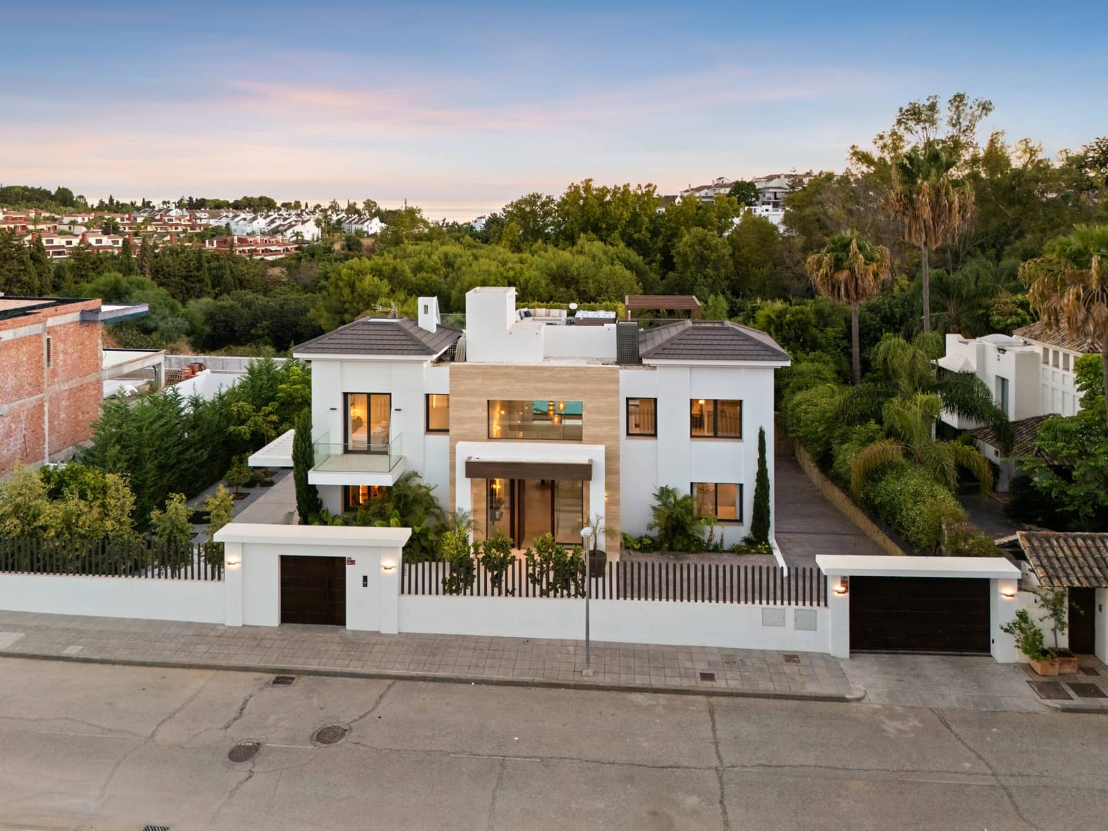 6 Zimmer Villa zu verkaufen in Golden Mile mit Pool - 5.495.000 € (Ref: 9643735)