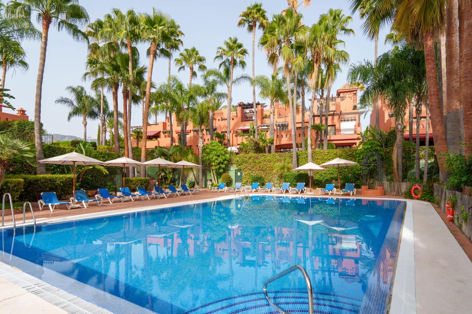 4 bedroom Townhouse for sale in Golden Mile with pool - € 2,150,000 (Ref: 9658317)