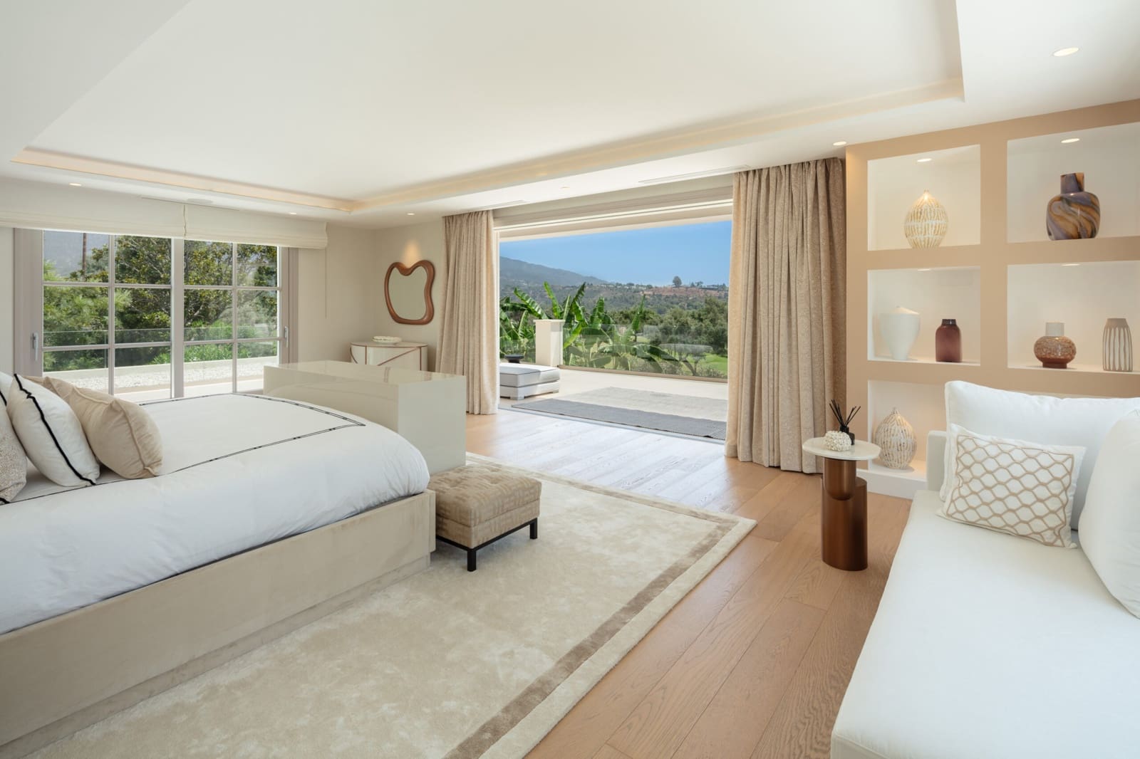 6 Zimmer Villa zu verkaufen in Nueva Andalucia mit Pool - 10.395.000 € (Ref: 9658318)