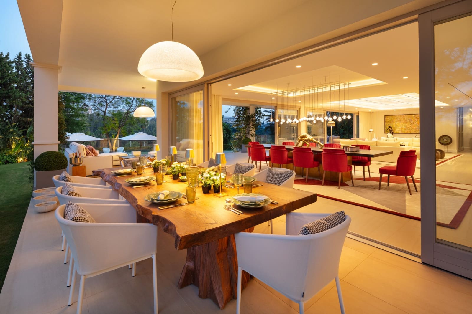 6 Zimmer Villa zu verkaufen in Nueva Andalucia mit Pool - 10.395.000 € (Ref: 9658318)