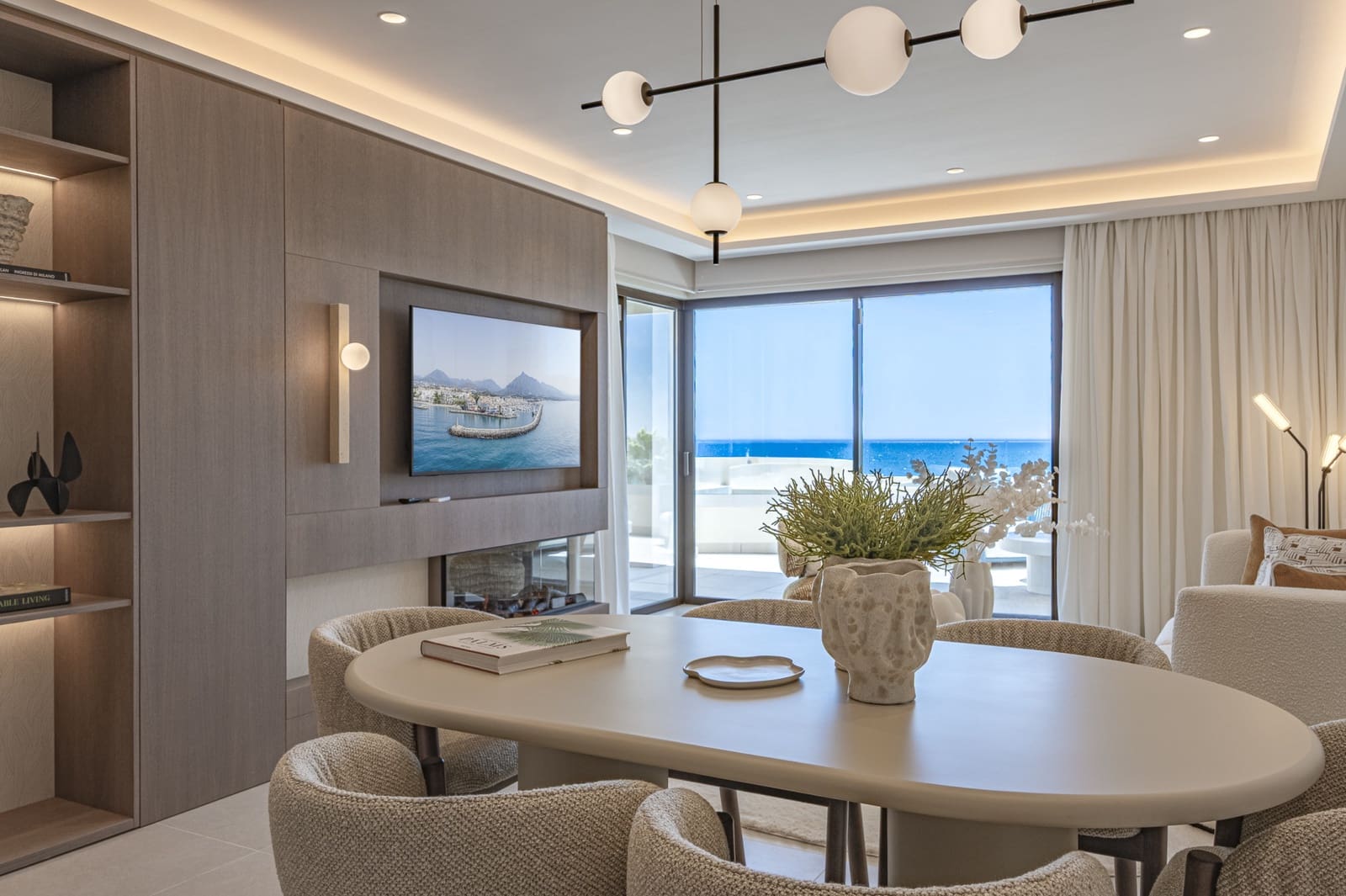 2 sypialnia Apartament na sprzedaż w Estepona z basenem garażem - 1 595 000 € (Ref: 10016535)