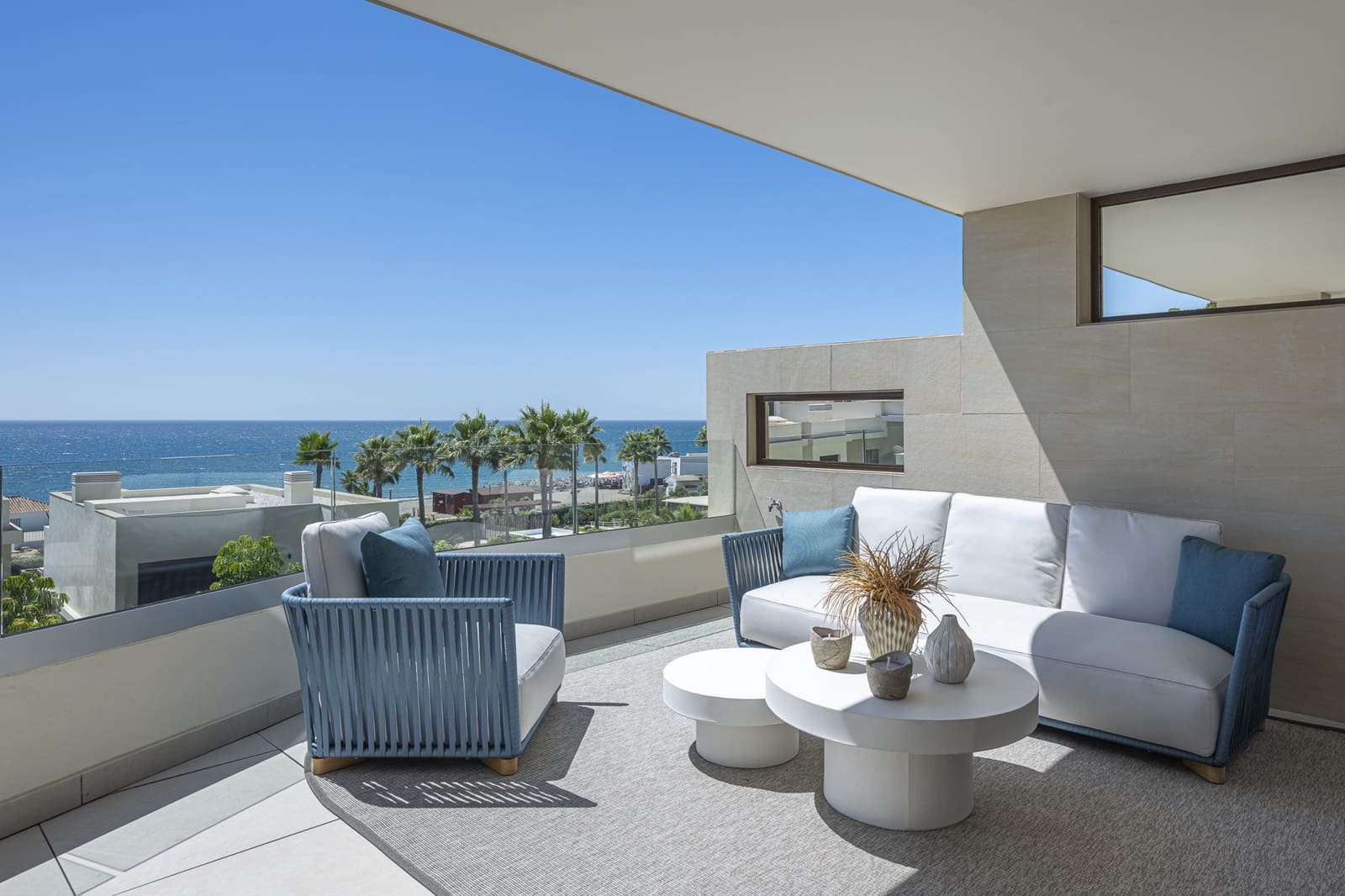 2 sypialnia Apartament na sprzedaż w Estepona z basenem garażem - 1 595 000 € (Ref: 10016535)