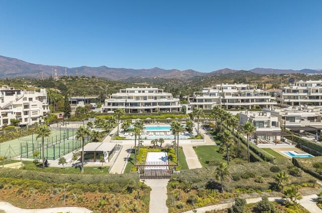 2 Zimmer Apartment zu verkaufen in Estepona mit Pool Garage - 1.595.000 € (Ref: 10016535)