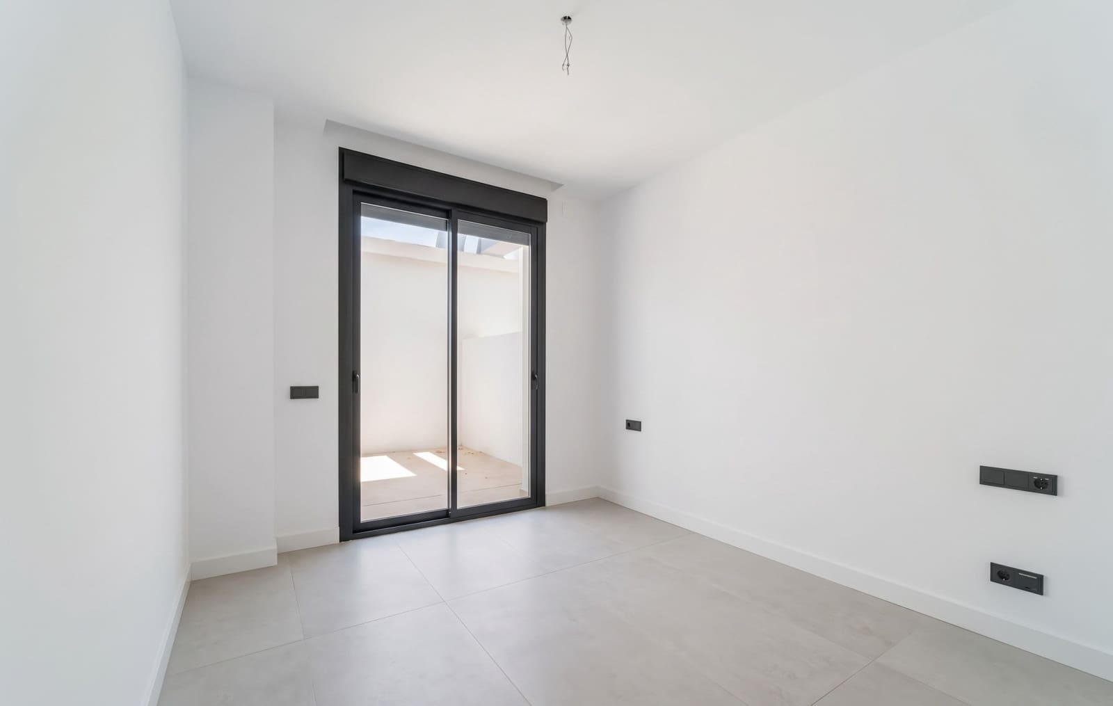 3 bedroom Apartment for sale in Marbella with pool garage - € 850,000 (Ref: 10101115)