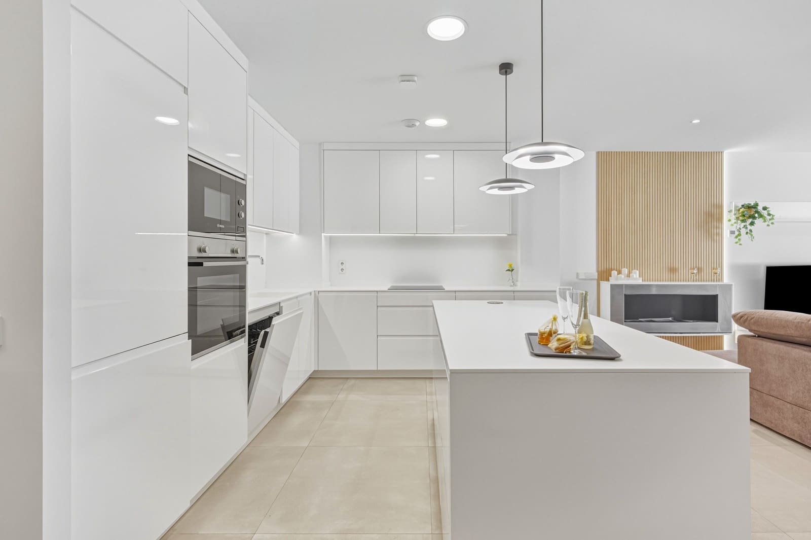 3 soverom Hus til salgs i Mijas Costa med svømmebasseng garasje - € 880 000 (Ref: 10103529)