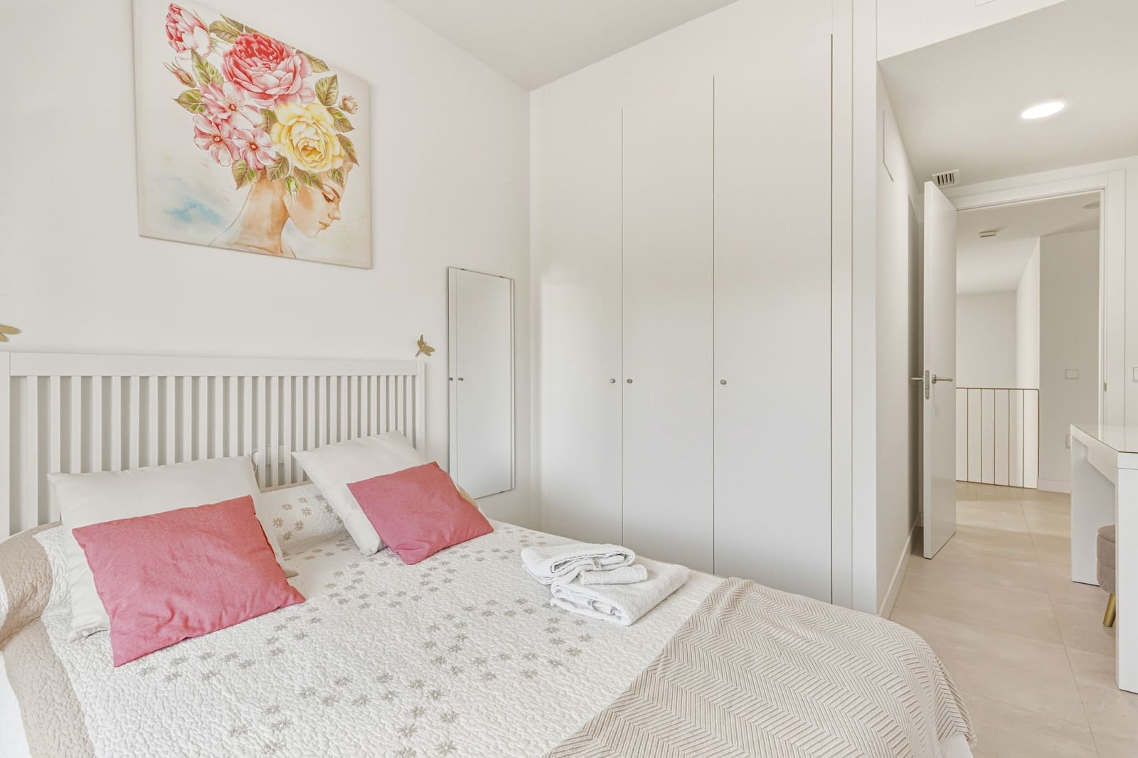 3 soverom Hus til salgs i Mijas Costa med svømmebasseng garasje - € 880 000 (Ref: 10103529)