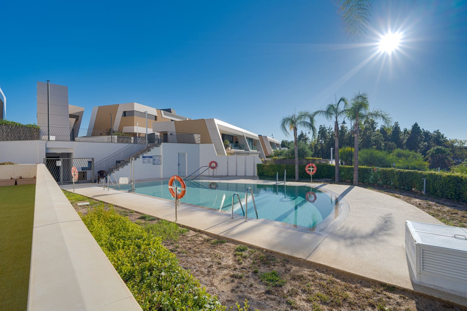 3 soverom Hus til salgs i Mijas Costa med svømmebasseng garasje - € 880 000 (Ref: 10103529)