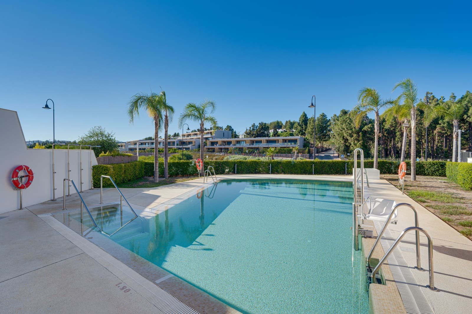 3 soverom Hus til salgs i Mijas Costa med svømmebasseng garasje - € 880 000 (Ref: 10103529)