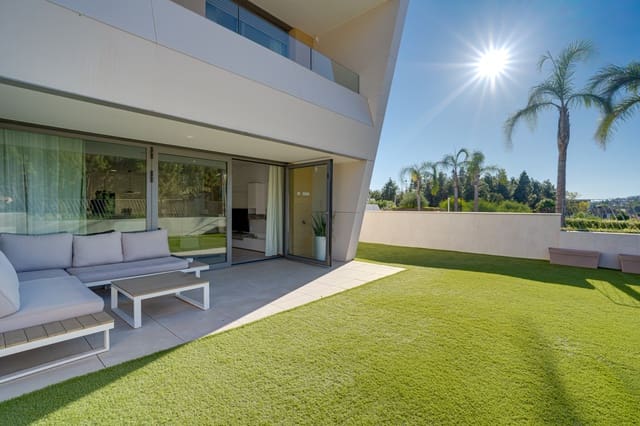 3 soverom Hus til salgs i Mijas Costa, Mijas med svømmebasseng garasje - € 880 000 (Ref: 10103529)
