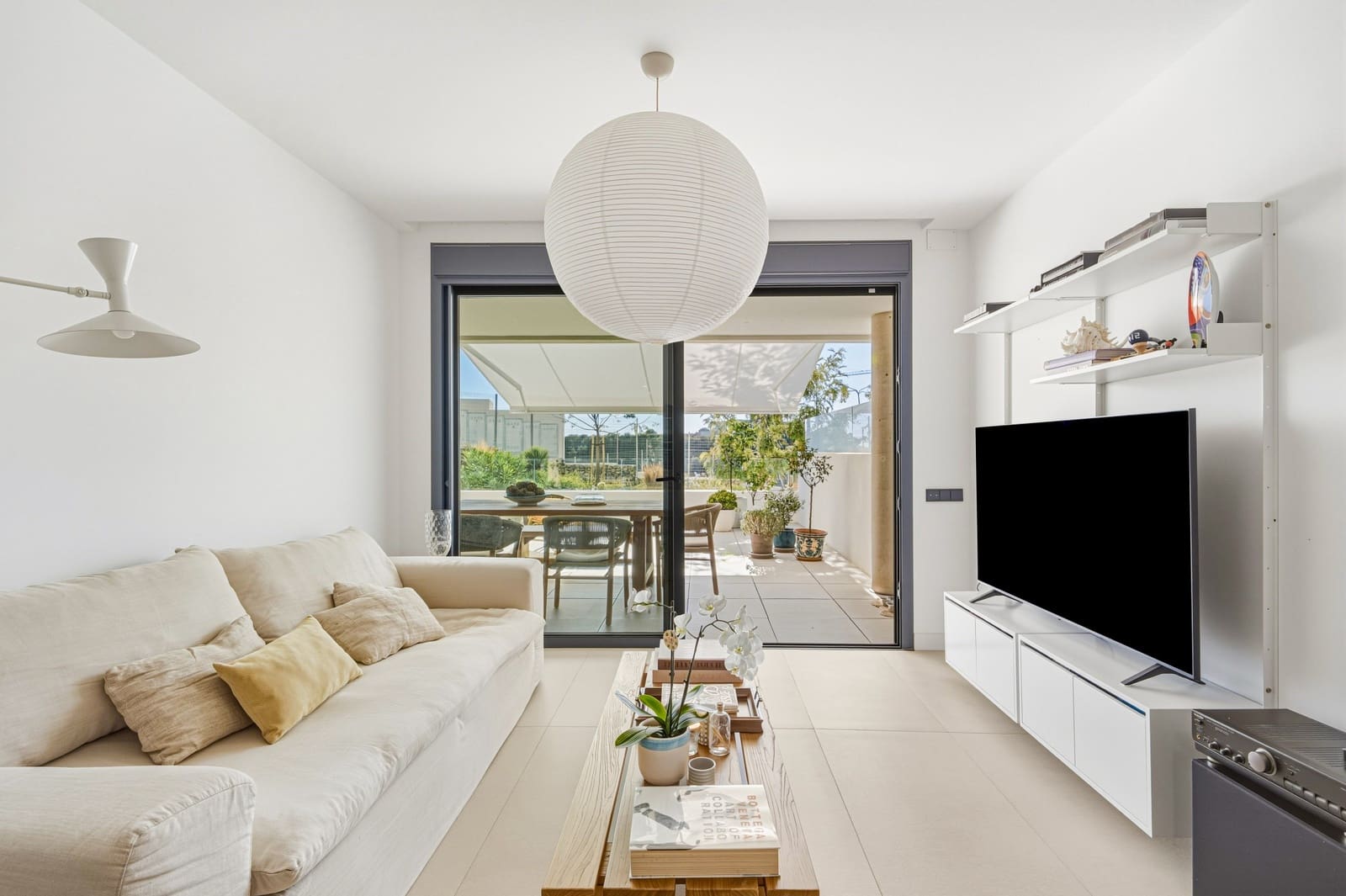 2 soverom Leilighet til salgs i Marbella med svømmebasseng garasje - € 675 000 (Ref: 10110418)